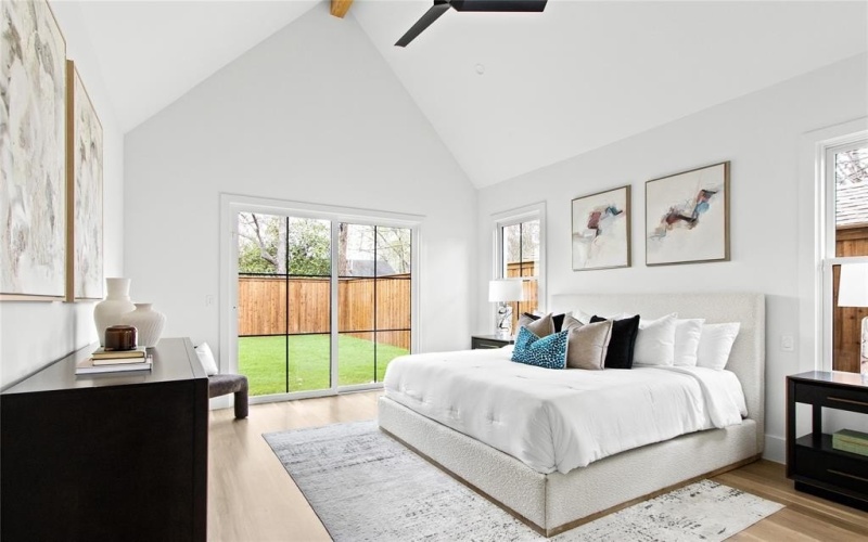 8703 Redondo Drive, Dallas, TX 75218, 4 Habitaciones Habitaciones , ,5 BañosBaños,Residential,En Venta,8703 Redondo Drive,0,21206129