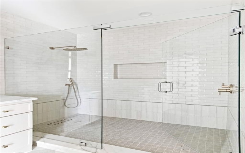 8703 Redondo Drive, Dallas, TX 75218, 4 Habitaciones Habitaciones , ,5 BañosBaños,Residential,En Venta,8703 Redondo Drive,0,21206129