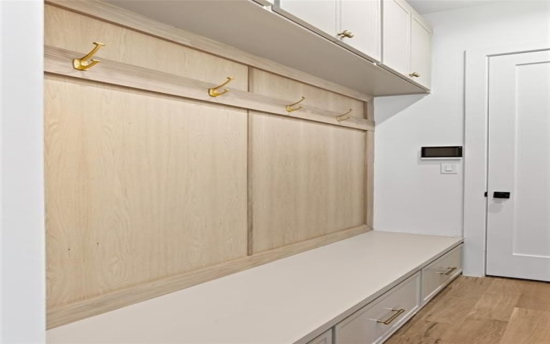 8703 Redondo Drive, Dallas, TX 75218, 4 Habitaciones Habitaciones , ,5 BañosBaños,Residential,En Venta,8703 Redondo Drive,0,21206129