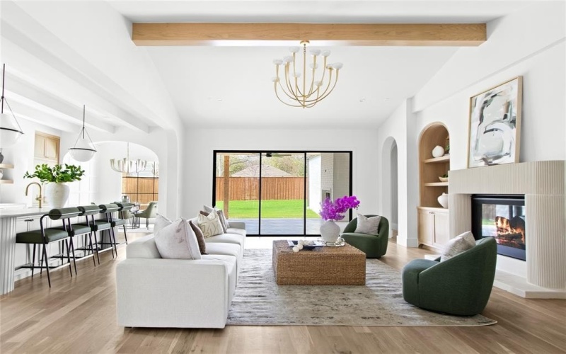 8703 Redondo Drive, Dallas, TX 75218, 4 Habitaciones Habitaciones , ,5 BañosBaños,Residential,En Venta,8703 Redondo Drive,0,21206129