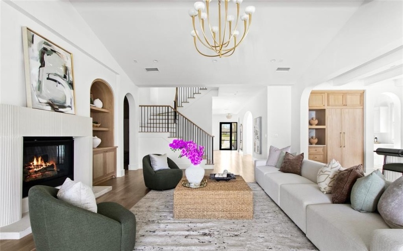 8703 Redondo Drive, Dallas, TX 75218, 4 Habitaciones Habitaciones , ,5 BañosBaños,Residential,En Venta,8703 Redondo Drive,0,21206129