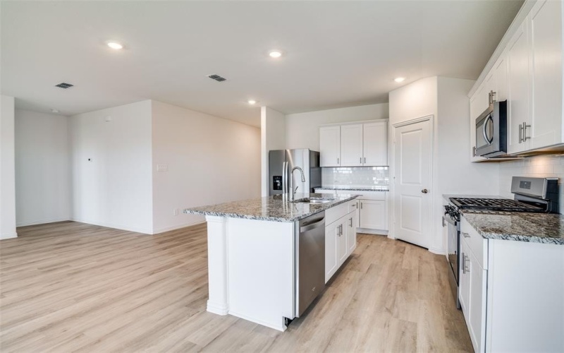 1371 Los Olmos Lane, Crandall, TX 75114, 3 Bedrooms Bedrooms, ,2 BathroomsBathrooms,Residential,For Sale,1371 Los Olmos Lane,0,21206737