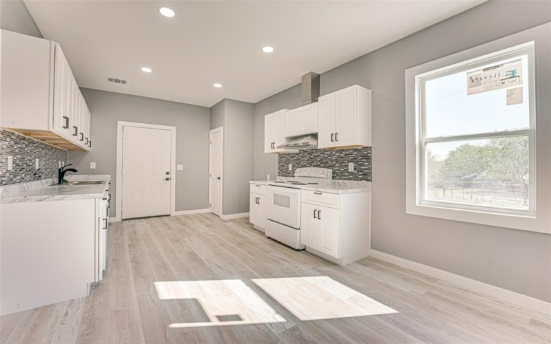 8064 County Road 1040, Rice, TX 75155, 2 Bedrooms Bedrooms, ,2 BathroomsBathrooms,Residential,For Sale,8064 County Road 1040,0,21206895