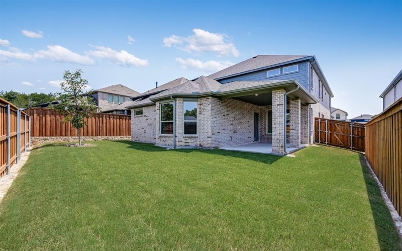 214 Silvermist Drive, Melissa, TX 75454, 4 Bedrooms Bedrooms, ,3 BathroomsBathrooms,Residential,For Sale,214 Silvermist Drive,0,20697858