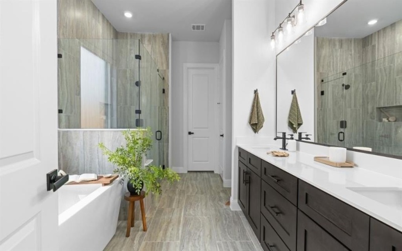 1633 Keneipp Road, Carrollton, TX 75006, 5 Habitaciones Habitaciones , ,3 BañosBaños,Residential,En Venta,1633 Keneipp Road,0,21207190