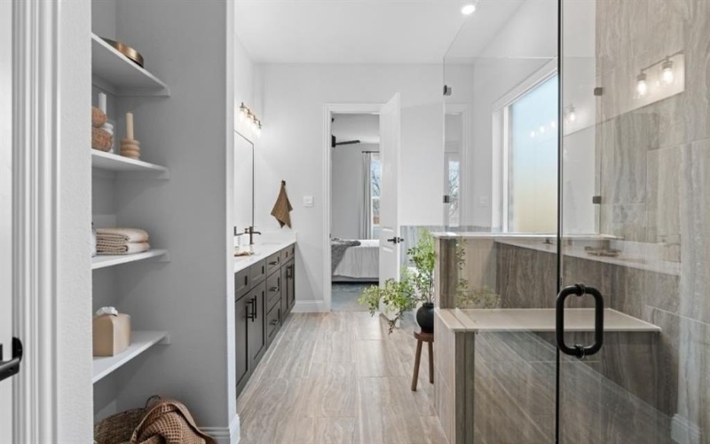 1633 Keneipp Road, Carrollton, TX 75006, 5 Habitaciones Habitaciones , ,3 BañosBaños,Residential,En Venta,1633 Keneipp Road,0,21207190