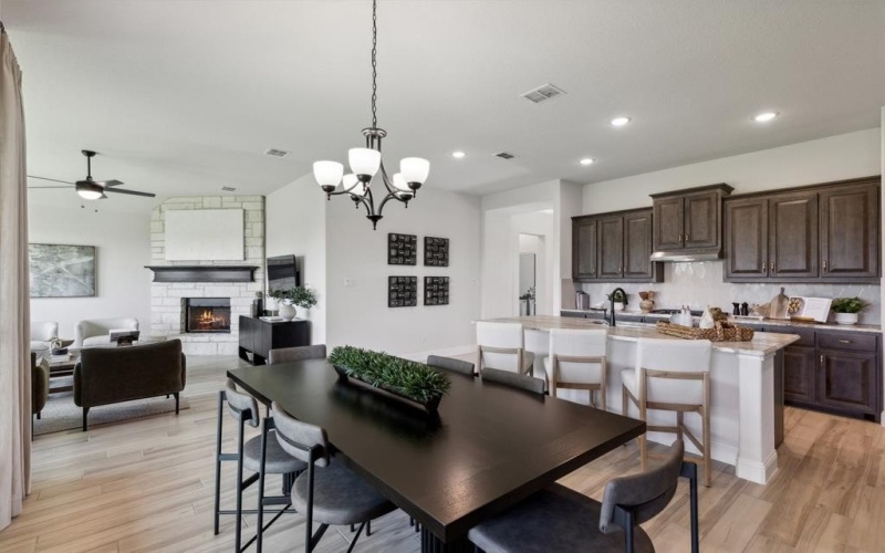 902 Meadow View Drive, Cleburne, TX 76033, 3 Habitaciones Habitaciones , ,2 BañosBaños,Residential,En Venta,902 Meadow View Drive,0,21207201