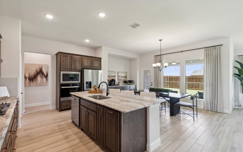 902 Meadow View Drive, Cleburne, TX 76033, 3 Habitaciones Habitaciones , ,2 BañosBaños,Residential,En Venta,902 Meadow View Drive,0,21207201