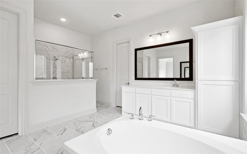 521 Carriage Hill Road, Midlothian, TX 76065, 4 Bedrooms Bedrooms, ,3 BathroomsBathrooms,Residential,For Sale,521 Carriage Hill Road,0,21207213