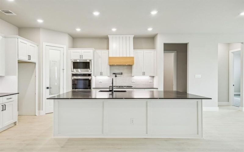 4510 Matador Ranch Court, Waxahachie, TX 75165, 4 Bedrooms Bedrooms, ,3 BathroomsBathrooms,Residential,For Sale,4510 Matador Ranch Court,0,21207281