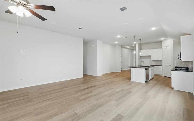 4352 Biddle Street, Midlothian, TX 76065, 4 Bedrooms Bedrooms, ,3 BathroomsBathrooms,Residential,For Sale,4352 Biddle Street,0,21207293