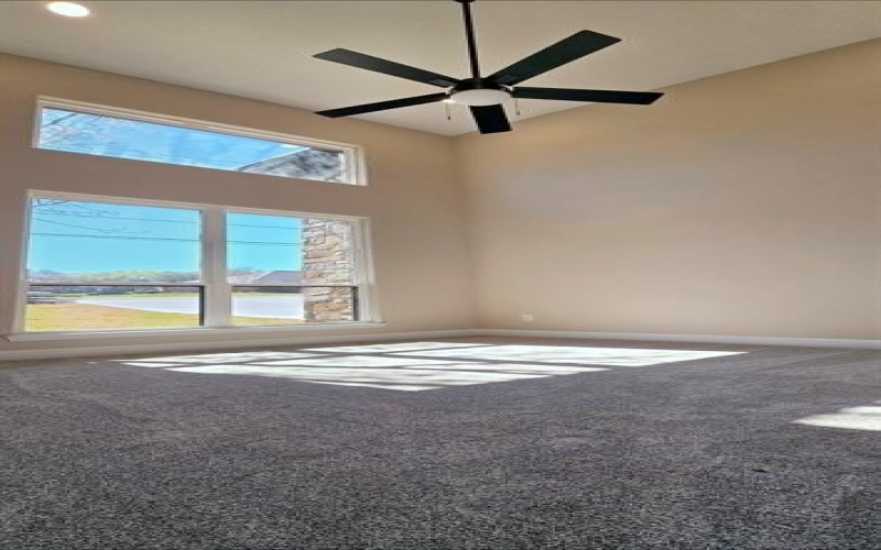 210 Knob Hill Drive, Granbury, TX 76048, 4 Bedrooms Bedrooms, ,2 BathroomsBathrooms,Residential,For Sale,210 Knob Hill Drive,0,21207349