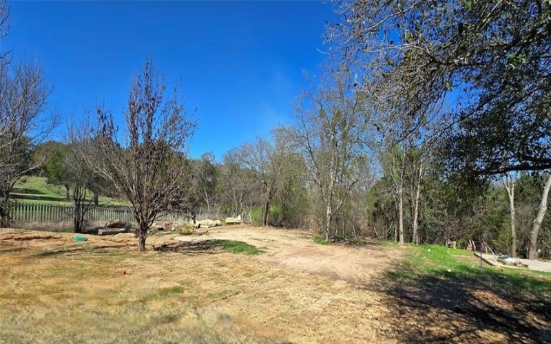 210 Knob Hill Drive, Granbury, TX 76048, 4 Bedrooms Bedrooms, ,2 BathroomsBathrooms,Residential,For Sale,210 Knob Hill Drive,0,21207349