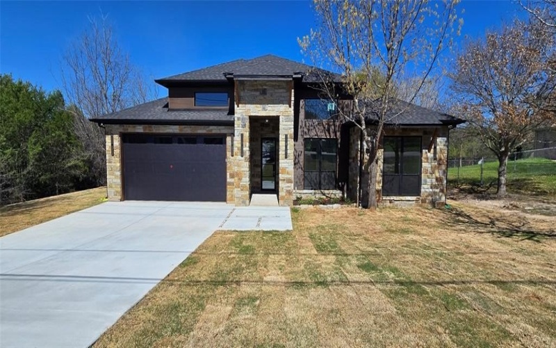 210 Knob Hill Drive, Granbury, TX 76048, 4 Bedrooms Bedrooms, ,2 BathroomsBathrooms,Residential,For Sale,210 Knob Hill Drive,0,21207349