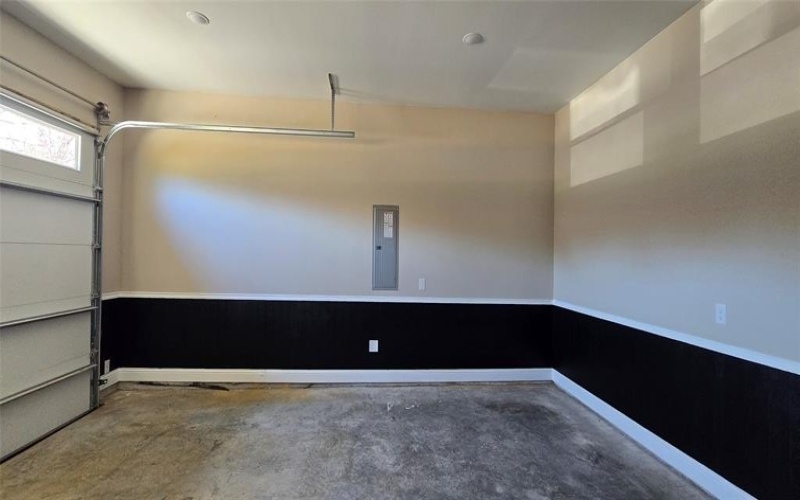 210 Knob Hill Drive, Granbury, TX 76048, 4 Bedrooms Bedrooms, ,2 BathroomsBathrooms,Residential,For Sale,210 Knob Hill Drive,0,21207349