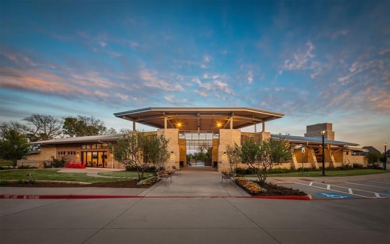 709 Lost Woods Way, McKinney, TX 75071, 4 Bedrooms Bedrooms, ,3 BathroomsBathrooms,Residential,For Sale,709 Lost Woods Way,0,21207380