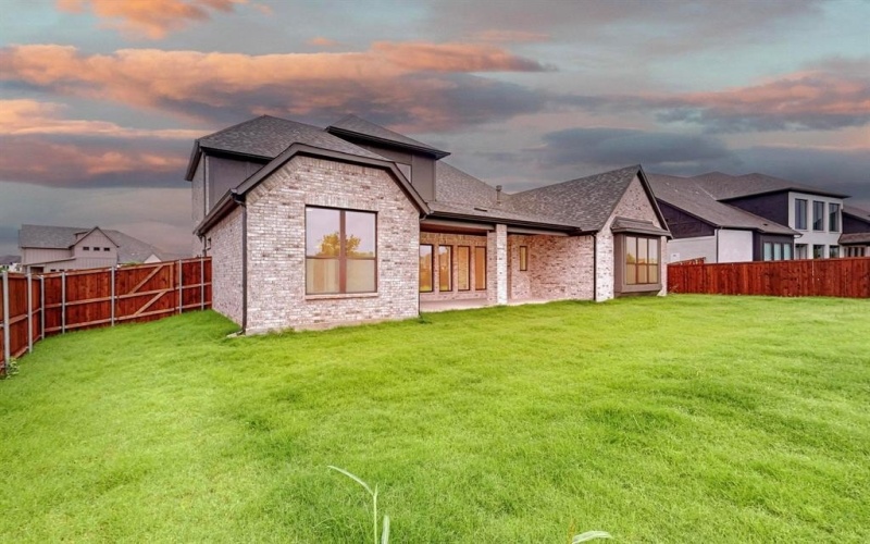7104 Prairie Ridge Road, Argyle, TX 76226, 4 Bedrooms Bedrooms, ,5 BathroomsBathrooms,Residential,For Sale,7104 Prairie Ridge Road,20713983