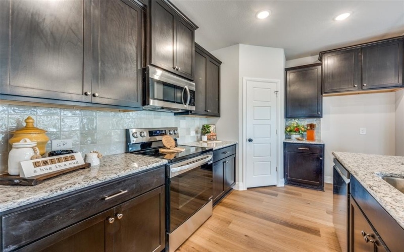 313 Sam Drive, Hillsboro, TX 76645, 3 Habitaciones Habitaciones , ,2 BañosBaños,Residential,En Venta,313 Sam Drive,0,21207619