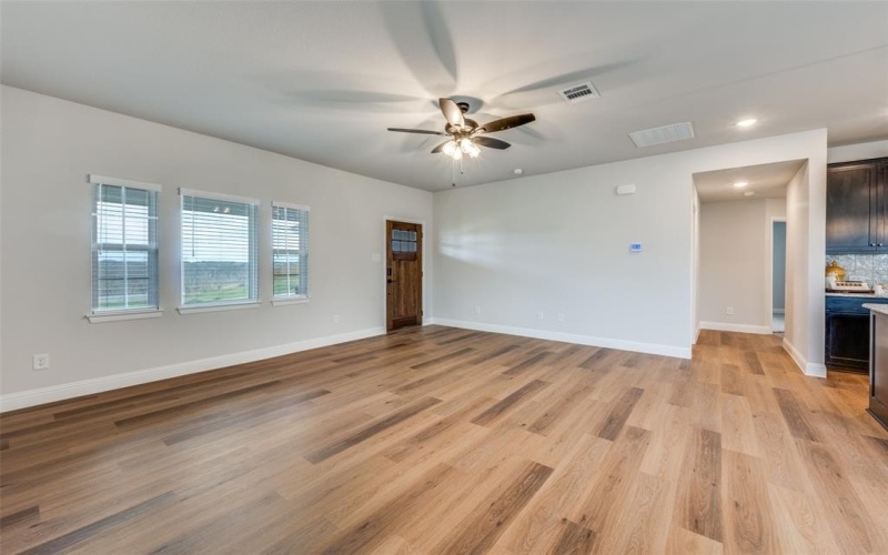 313 Sam Drive, Hillsboro, TX 76645, 3 Habitaciones Habitaciones , ,2 BañosBaños,Residential,En Venta,313 Sam Drive,0,21207619