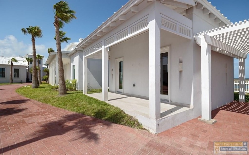503 Shore Dr., South Padre Island, TX 78597, 9 Bedrooms Bedrooms, ,9 BathroomsBathrooms,Residential,For Sale,503 Shore Dr.,0,106001