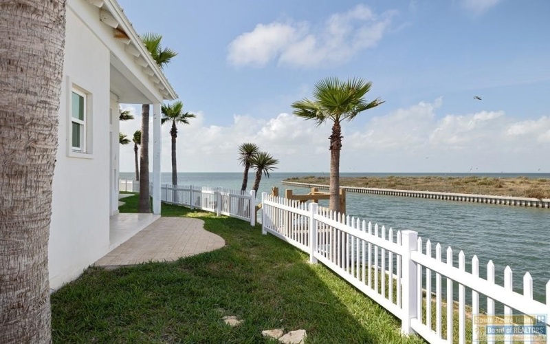 503 Shore Dr., South Padre Island, TX 78597, 9 Bedrooms Bedrooms, ,9 BathroomsBathrooms,Residential,For Sale,503 Shore Dr.,0,106001