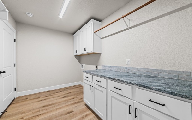 1611 Quanah Parker St, Plains, TX 79355, 4 Bedrooms Bedrooms, ,2 BathroomsBathrooms,Residential,For Sale,1611 Quanah Parker St,0,173136