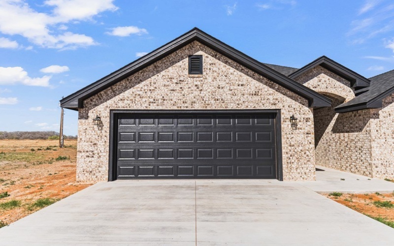 1611 Quanah Parker St, Plains, TX 79355, 4 Bedrooms Bedrooms, ,2 BathroomsBathrooms,Residential,For Sale,1611 Quanah Parker St,0,173136