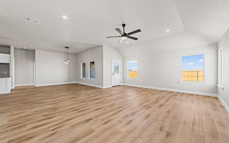 1611 Quanah Parker St, Plains, TX 79355, 4 Bedrooms Bedrooms, ,2 BathroomsBathrooms,Residential,For Sale,1611 Quanah Parker St,0,173136