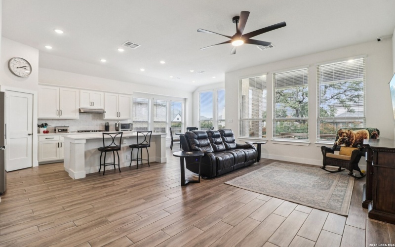 1643 HOUGHTON, Bulverde, TX 78163, 4 Habitaciones Habitaciones , ,3 BañosBaños,Residential,En Venta,1643 HOUGHTON,0,1948912