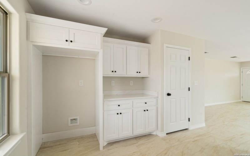 514 Linda Vista, Del Rio, TX 78840, 3 Bedrooms Bedrooms, ,2 BathroomsBathrooms,Residential,For Sale,514 Linda Vista,0,1948965