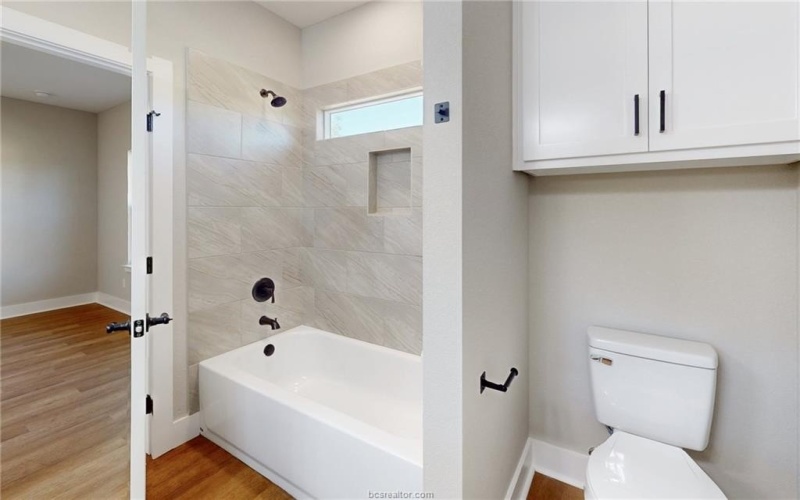 1313 Rollins Avenue, Bryan, TX 77803, 3 Bedrooms Bedrooms, ,2 BathroomsBathrooms,Residential,For Sale,1313 Rollins Avenue,0,26003000