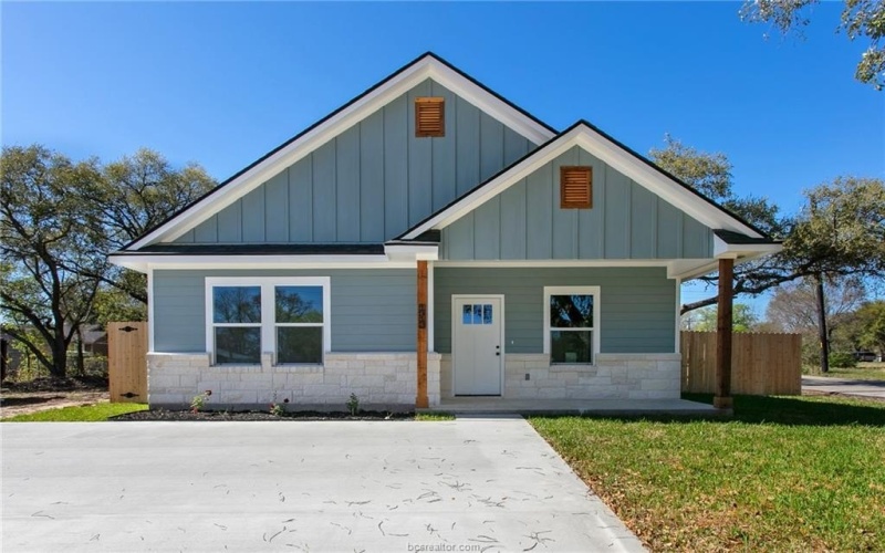 1313 Rollins Avenue, Bryan, TX 77803, 3 Bedrooms Bedrooms, ,2 BathroomsBathrooms,Residential,For Sale,1313 Rollins Avenue,0,26003000