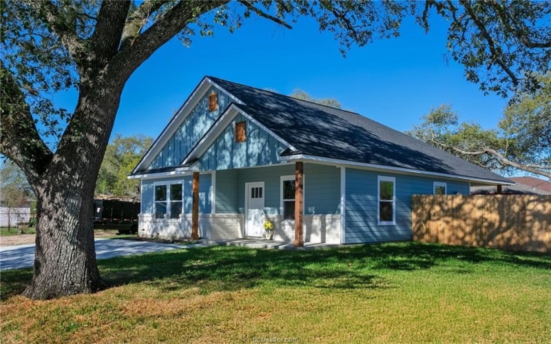 1313 Rollins Avenue, Bryan, TX 77803, 3 Bedrooms Bedrooms, ,2 BathroomsBathrooms,Residential,For Sale,1313 Rollins Avenue,0,26003000