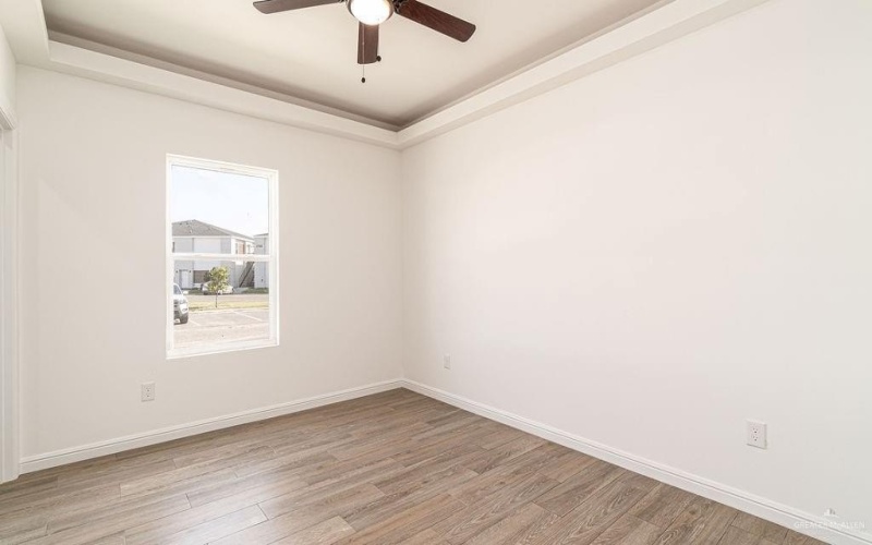 901 E Yuma Avenue, McAllen, TX 78504, 2 Bedrooms Bedrooms, ,2 BathroomsBathrooms,Residential,For Sale,901 E Yuma Avenue,0,498221