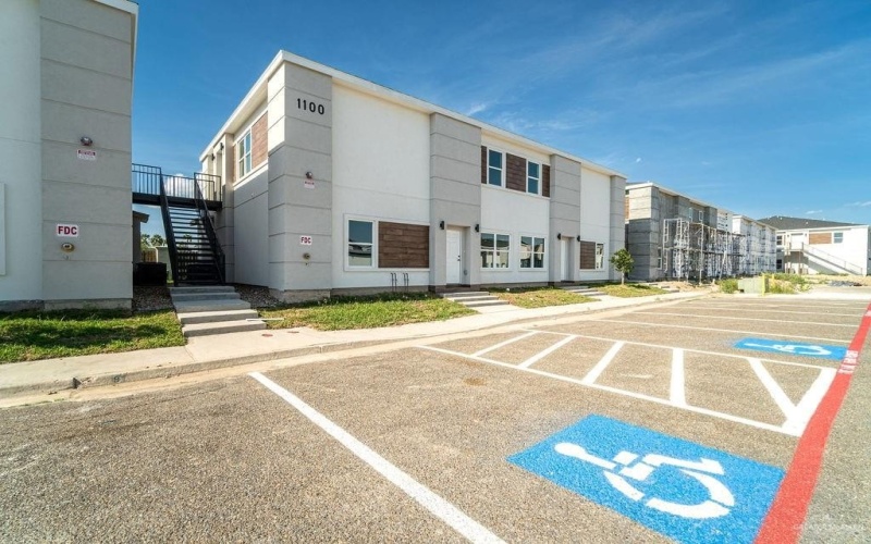 901 E Yuma Avenue, McAllen, TX 78504, 2 Bedrooms Bedrooms, ,2 BathroomsBathrooms,Residential,For Sale,901 E Yuma Avenue,0,498221