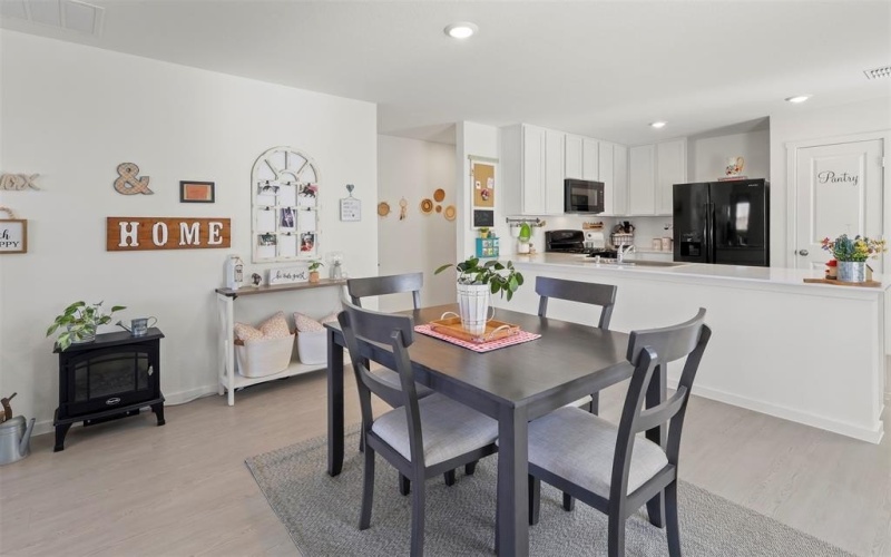 7229 Adderly Road, Pilot Point, TX 76258, 3 Bedrooms Bedrooms, ,2 BathroomsBathrooms,Residential,For Sale,7229 Adderly Road,0,21202404