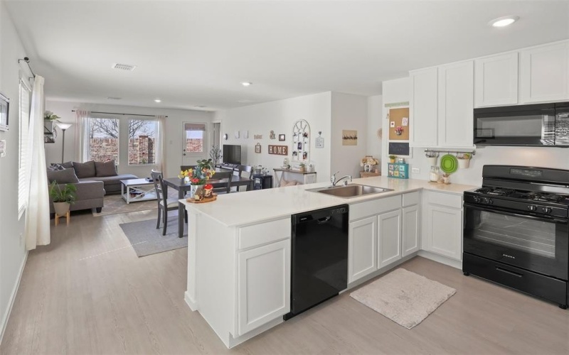 7229 Adderly Road, Pilot Point, TX 76258, 3 Bedrooms Bedrooms, ,2 BathroomsBathrooms,Residential,For Sale,7229 Adderly Road,0,21202404