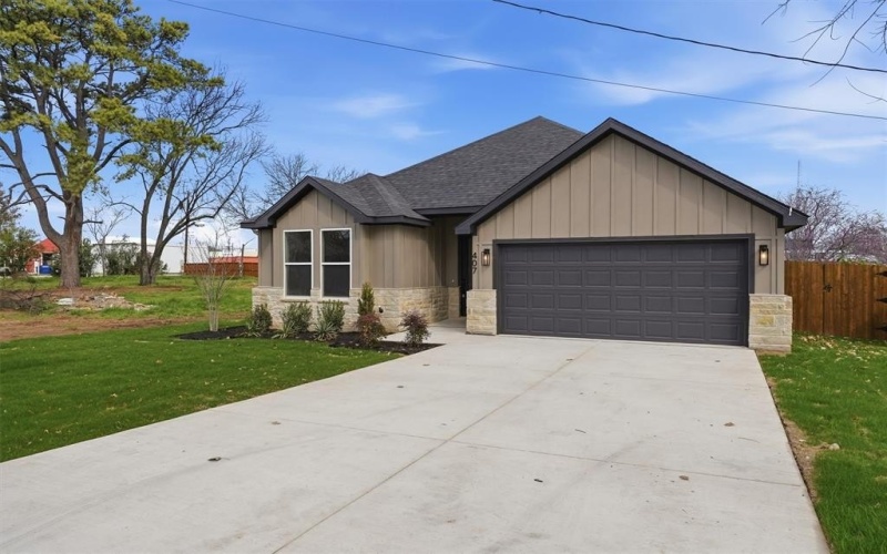 407 E Boyd Avenue, Boyd, TX 76023, 3 Bedrooms Bedrooms, ,2 BathroomsBathrooms,Residential,For Sale,407 E Boyd Avenue,0,21203490