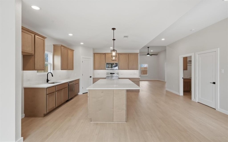 407 E Boyd Avenue, Boyd, TX 76023, 3 Bedrooms Bedrooms, ,2 BathroomsBathrooms,Residential,For Sale,407 E Boyd Avenue,0,21203490