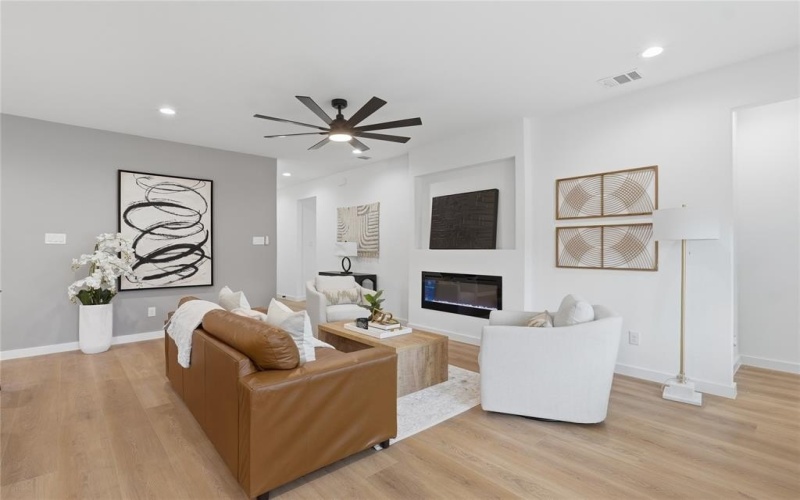 1827 Paducah Avenue, Dallas, TX 75216, 4 Bedrooms Bedrooms, ,2 BathroomsBathrooms,Residential,For Sale,1827 Paducah Avenue,0,21205826