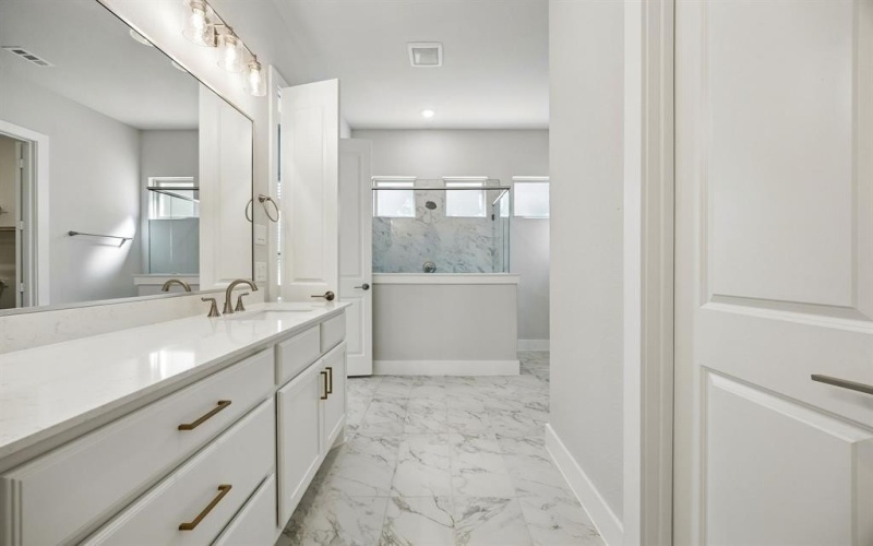 4641 Peary Lane, McKinney, TX 75071, 5 Habitaciones Habitaciones , ,5 BañosBaños,Residential,En Venta,4641 Peary Lane,0,21206646