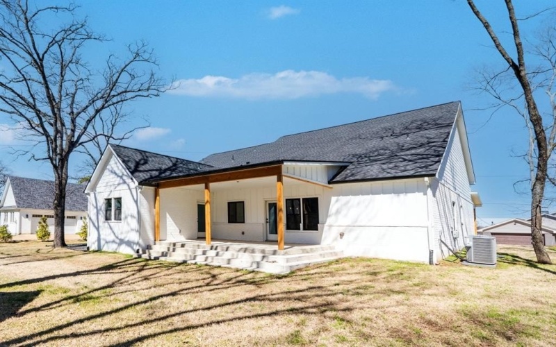 649 Enchanted Isles Drive, Mabank, TX 75156, 4 Bedrooms Bedrooms, ,3 BathroomsBathrooms,Residential,For Sale,649 Enchanted Isles Drive,0,21207036