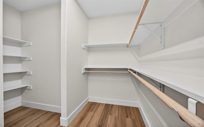 2705 S Jones Street, Fort Worth, TX 76104, 4 Habitaciones Habitaciones , ,3 BañosBaños,Residential,En Venta,2705 S Jones Street,0,21208511