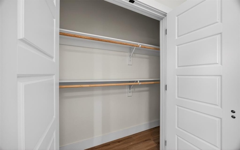 2705 S Jones Street, Fort Worth, TX 76104, 4 Habitaciones Habitaciones , ,3 BañosBaños,Residential,En Venta,2705 S Jones Street,0,21208511