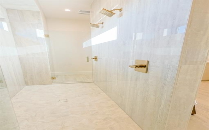 2941 Kosse Court, Grapevine, TX 76051, 4 Habitaciones Habitaciones , ,5 BañosBaños,Residential,En Venta,2941 Kosse Court,0,21208634