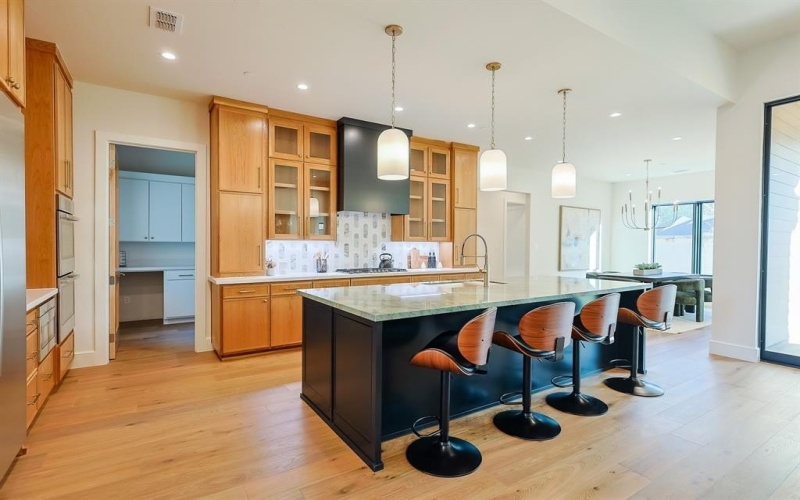 2941 Kosse Court, Grapevine, TX 76051, 4 Habitaciones Habitaciones , ,5 BañosBaños,Residential,En Venta,2941 Kosse Court,0,21208634