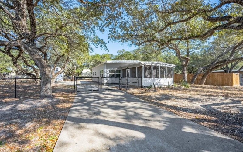 15 Bois D'Arc, ROCKPORT, TX 78382, 2 Bedrooms Bedrooms, ,2 BathroomsBathrooms,Residential,For Sale,15 Bois D'Arc,0,154754