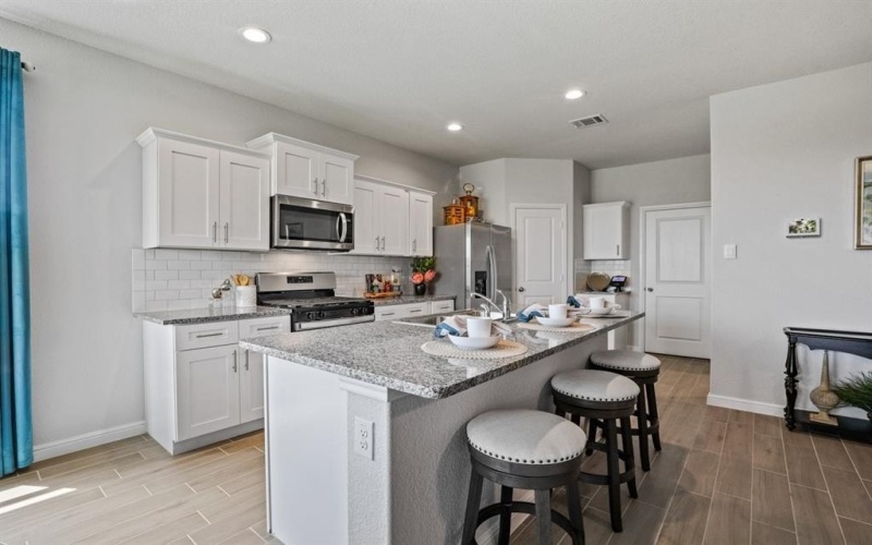 1413 WELLFORD Road, Fort Worth, TX 76108, 4 Bedrooms Bedrooms, ,2 BathroomsBathrooms,Residential,For Sale,1413 WELLFORD Road,20698670