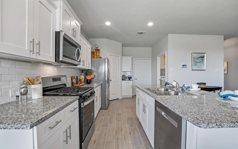 1413 WELLFORD Road, Fort Worth, TX 76108, 4 Bedrooms Bedrooms, ,2 BathroomsBathrooms,Residential,For Sale,1413 WELLFORD Road,20698670