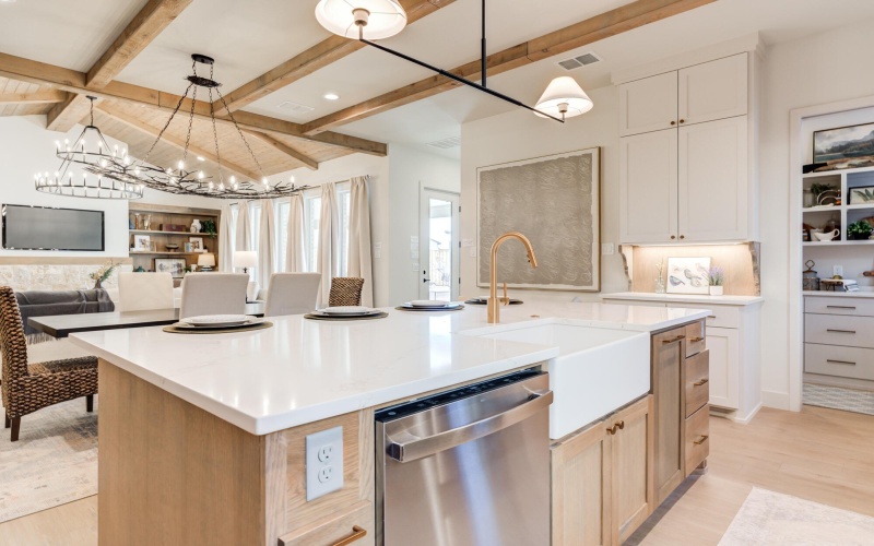 4021 136th Street, Lubbock, TX 79423, 4 Habitaciones Habitaciones , ,3 BañosBaños,Residential,En Venta,4021 136th Street,0,202603393